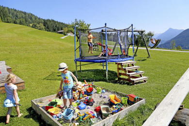 Spielplatz - Urlaub auf dem Bauernhof - Eben im Pongau